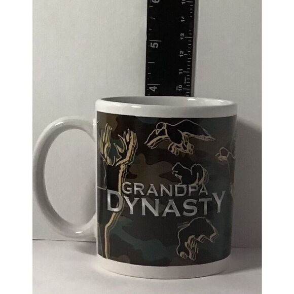 Grandpa Dynasty Camo Coffee Mug Fun Deer Fish Duck Squirrel Cup - Picture 4 of 8